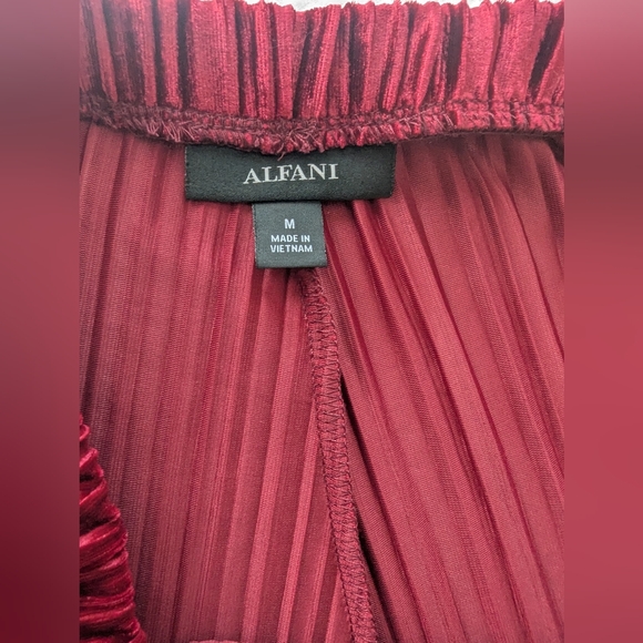 ALFANI Women's  Size Medium Wide Leg Pants Mod Shimmer Velvet Burgundy . - Picture 6 of 7